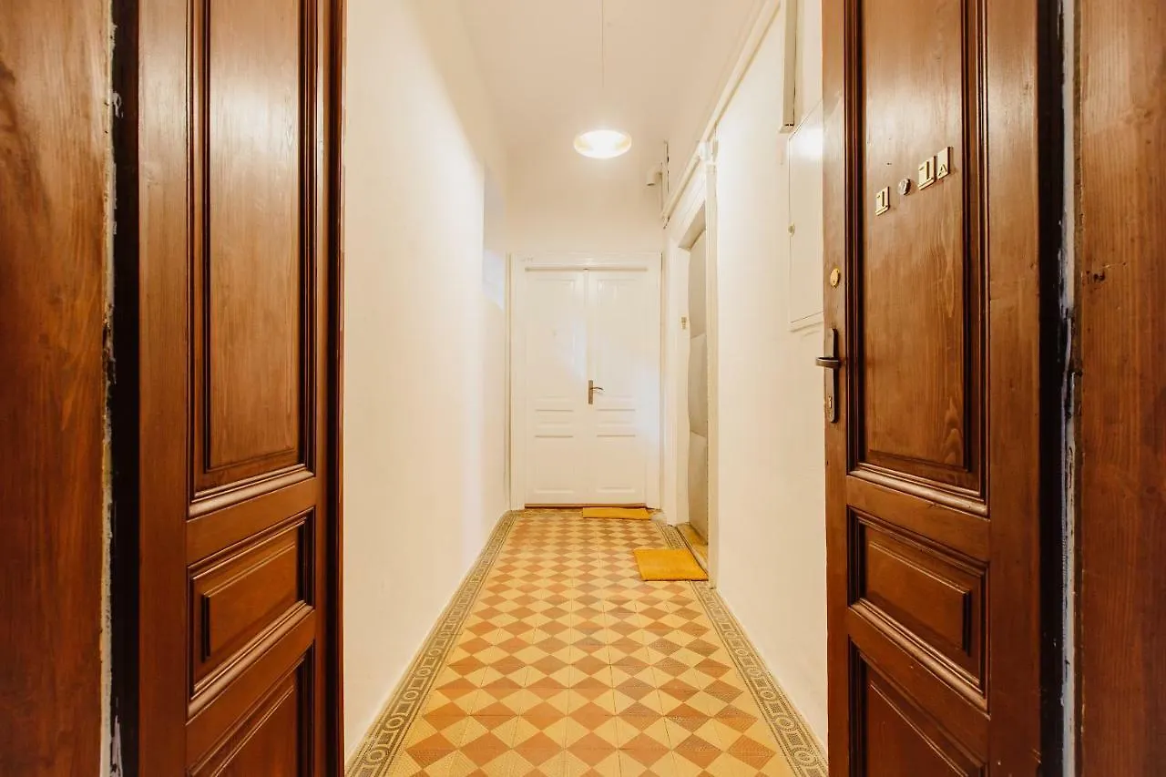 Atticus Apartments Krakau
