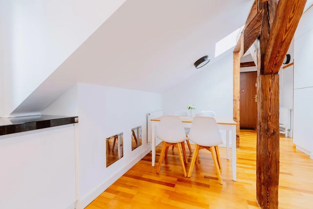 Atticus Apartments Krakow Poland